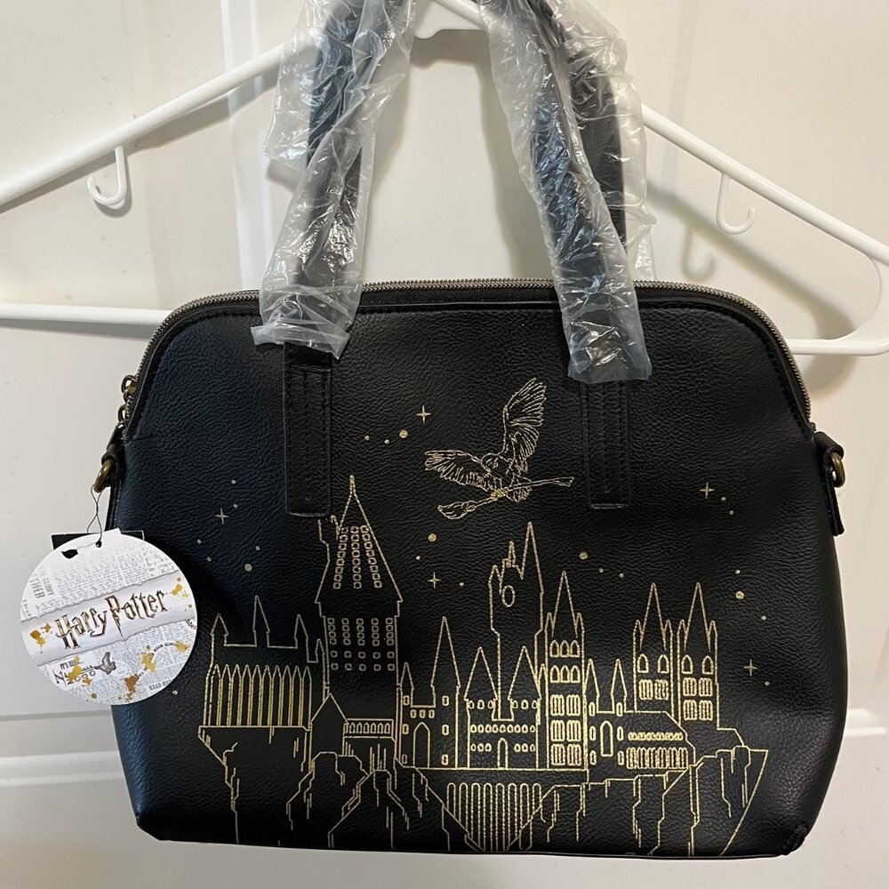 Loungefly - Harry Potter - Hogwarts - Satchel Bag Purse - Hedwig Castle - Black